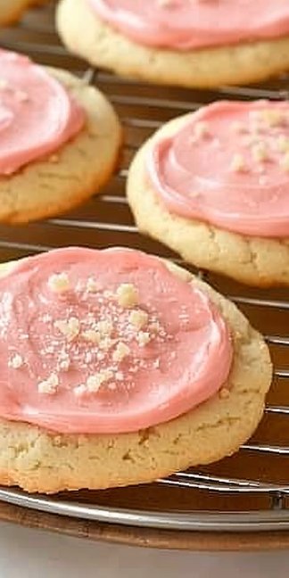 Best Crumbl Pink Sugar Cookies 4 Best Crumbl Pink Sugar Cookies